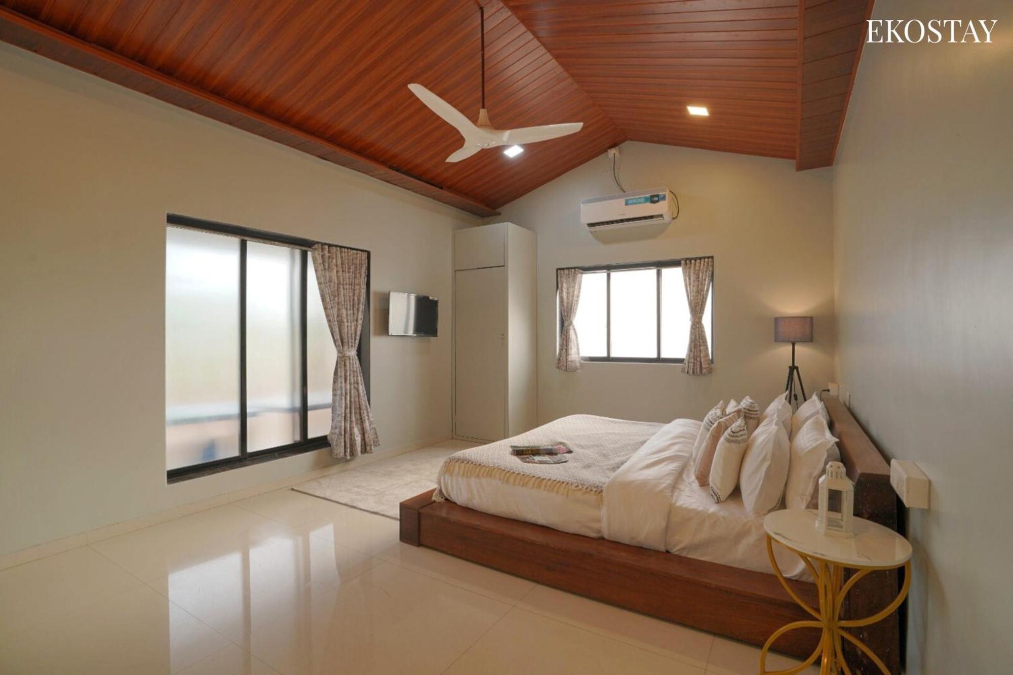 Ekostay Gold Palm Estate I Cricket Turf I Rain Dance I 2 Acre Property Karjat Exterior foto